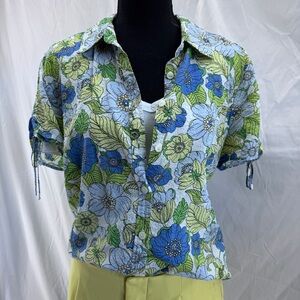 Sag Harbor Petite Vintage Floral Seersucker Top Size XL Short Sleeve Button Down